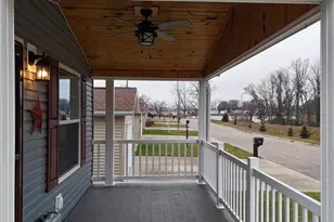 535 Collin Dr, Tomah, WI 54660 - Photo 3