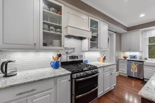 611 E Walnut St, Horicon, WI 53032 - Photo 13