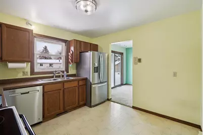 1501 Kent Court, Sauk City, WI 53583 - Photo 9