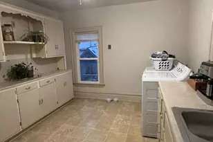 1025 2nd St, Baraboo, WI 53913 - Photo 5