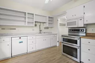 315 Nautilus Dr, Madison, WI 53705 - Photo 27