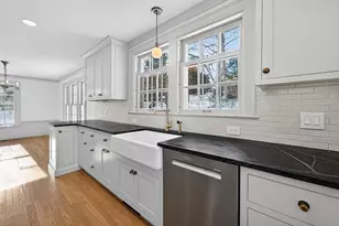 1226 Sweetbriar Rd, Madison, WI 53705 - Photo 19