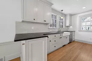 1226 Sweetbriar Rd, Madison, WI 53705 - Photo 13