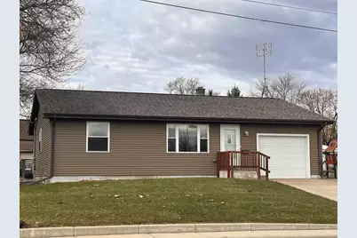 333 S Hickory Street, Mauston, WI 53948 - Photo 1