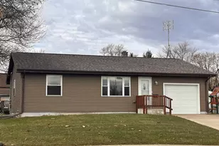 333 S Hickory St, Mauston, WI 53948 - Photo 1