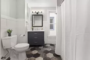 820 Jenifer St, Madison, WI 53703 - Photo 7