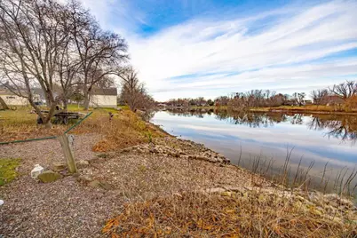 519 E Milwaukee Avenue, Fort Atkinson, WI 53538 - Photo 5