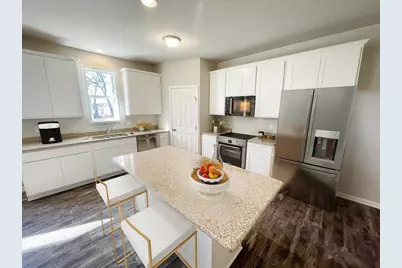 802 Sarah Street, Belleville, WI 53508 - Photo 3