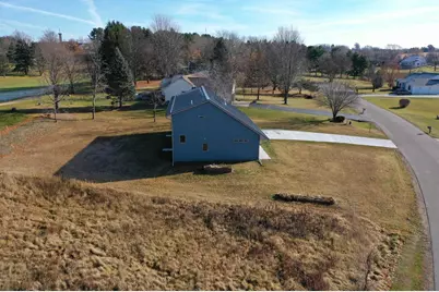 N8568 Seward Dr, Berlin, WI 54923 - Photo 5