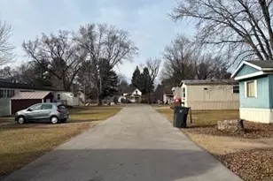 330 N Fulton St, Princeton, WI 54968 - Photo 5