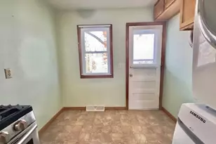 3401 Dawes St, Madison, WI 53714 - Photo 15