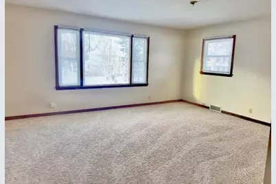 3401 Dawes Street, Madison, WI 53714 - Photo 7