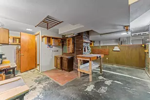 617 East St, Baraboo, WI 53913 - Photo 33