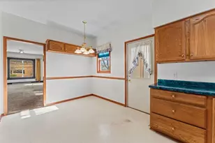 617 East St, Baraboo, WI 53913 - Photo 15