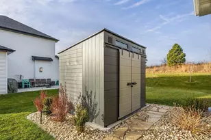 3715 Tanglewood Pl, Janesville, WI 53546 - Photo 13