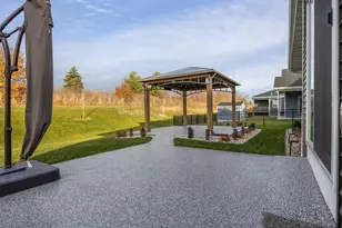 3715 Tanglewood Pl, Janesville, WI 53546 - Photo 11