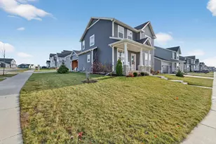 463 Crusader Pt, Waunakee, WI 53597 - Photo 33