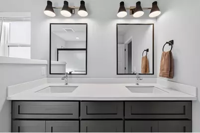 463 Crusader Point, Waunakee, WI 53597 - Photo 25