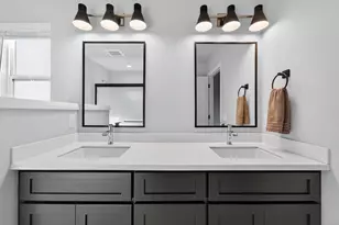 463 Crusader Pt, Waunakee, WI 53597 - Photo 25