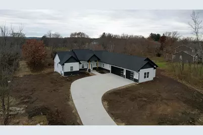 5611 N Vista Lane, Janesville, WI 53548 - Photo 5