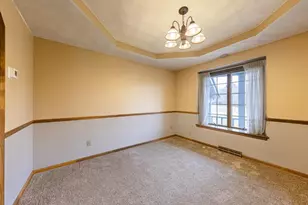 1819 W Aberdeen Dr, Janesville, WI 53545 - Photo 13