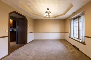 1819 W Aberdeen Dr, Janesville, WI 53545 - Photo 15