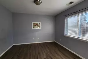 960 Rockefeller Ln, Madison, WI 53704 - Photo 25