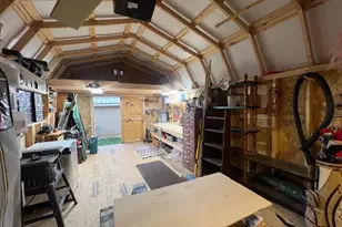 2216 Edgeview Dr, Monroe, WI 53566 - Photo 15