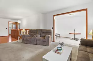 1114 N Osborne Ave, Janesville, WI 53548 - Photo 5