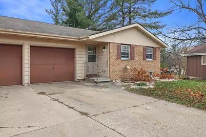 1114 N Osborne Avenue, Janesville, WI 53548 - Photo 3