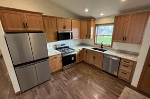 2405 Harvard Dr, Janesville, WI 53548 - Photo 3