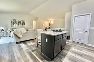 1714 S Willard Ave, Janesville, WI 53546 - Photo 7