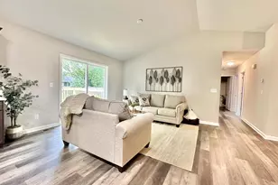 1714 S Willard Ave, Janesville, WI 53546 - Photo 9