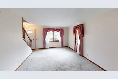 302 Swanton Road, Madison, WI 53714 - Photo 5