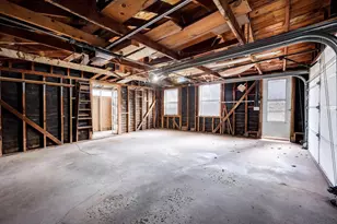 725 N Meadow Ln, Madison, WI 53705 - Photo 15