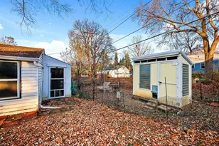 725 N Meadow Ln, Madison, WI 53705 - Photo 13