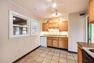 725 N Meadow Ln, Madison, WI 53705 - Photo 21