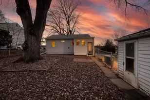 725 N Meadow Ln, Madison, WI 53705 - Photo 39