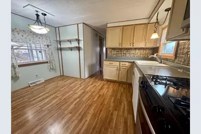 6 Lapidary Lane, Janesville, WI 53548 - Photo 9