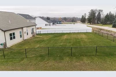 501 Teri Lee Lane, Orfordville, WI 53576 - Photo 37