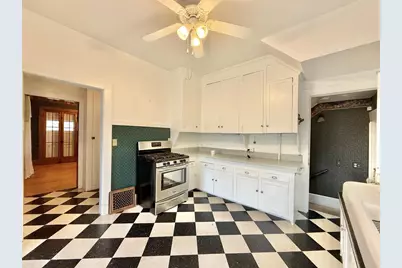 647 Milwaukee Road, Beloit, WI 53511 - Photo 7