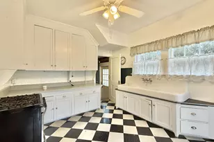 647 Milwaukee Rd, Beloit, WI 53511 - Photo 9