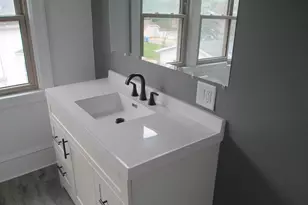 516 Elizabeth St St, Baraboo, WI 53913 - Photo 7