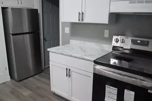 516 Elizabeth St St, Baraboo, WI 53913 - Photo 3