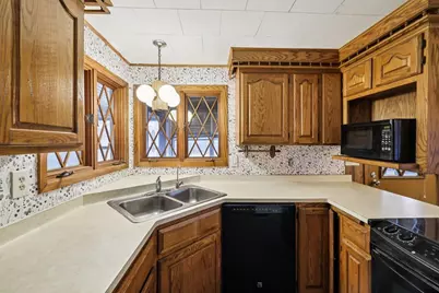 W7028 State Road 16, Pardeeville, WI 53954 - Photo 13