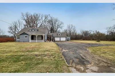 W7028 State Road 16, Pardeeville, WI 53954 - Photo 5