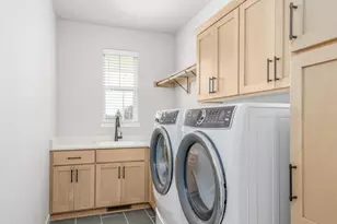 525 Clear Pond Wy, Verona, WI 53593 - Photo 9