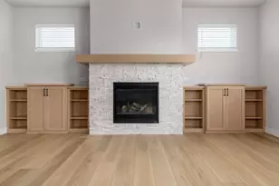 525 Clear Pond Wy, Verona, WI 53593 - Photo 5