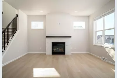 2582 Water Lily Circle, Sun Prairie, WI 53590 - Photo 9