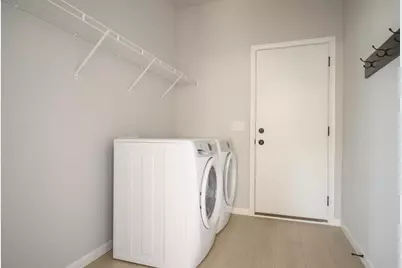 2582 Water Lily Circle, Sun Prairie, WI 53590 - Photo 11